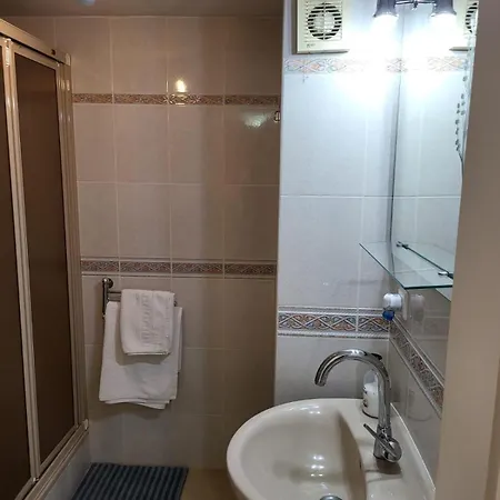 Diamond Vue Pool Fuengirola 3